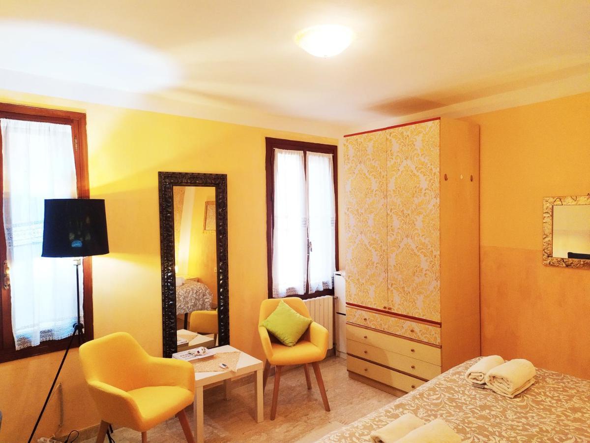 Hotel Two Steps From Rialto Bridge Venedig Exterior foto